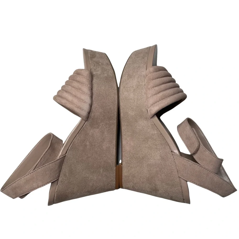 Vince Camuto Size 7 1/2 M